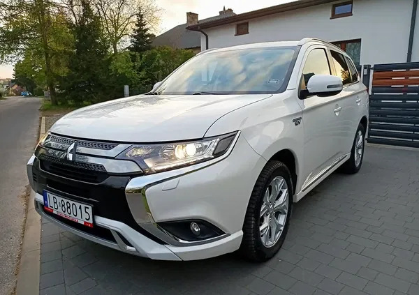 samochody osobowe Mitsubishi Outlander cena 95000 przebieg: 67000, rok produkcji 2019 z Rydzyna